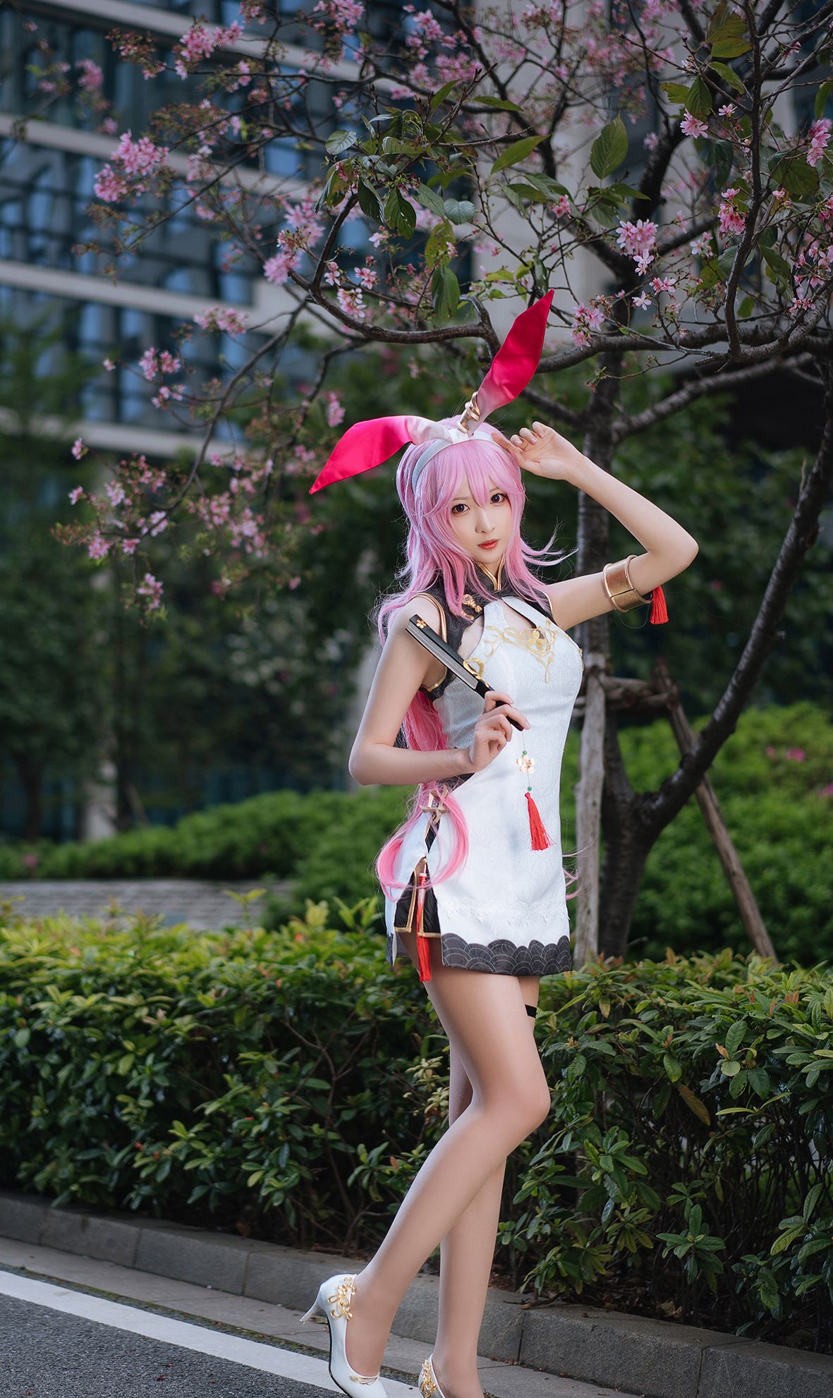 长腿妹子cos崩坏学园旗袍装八重樱真是颜值相当高的作品