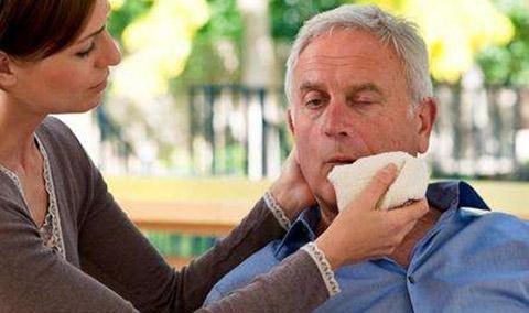 又称脑梗死,又称缺血性脑卒中,就是因脑缺血导致的脑组织坏死,比较