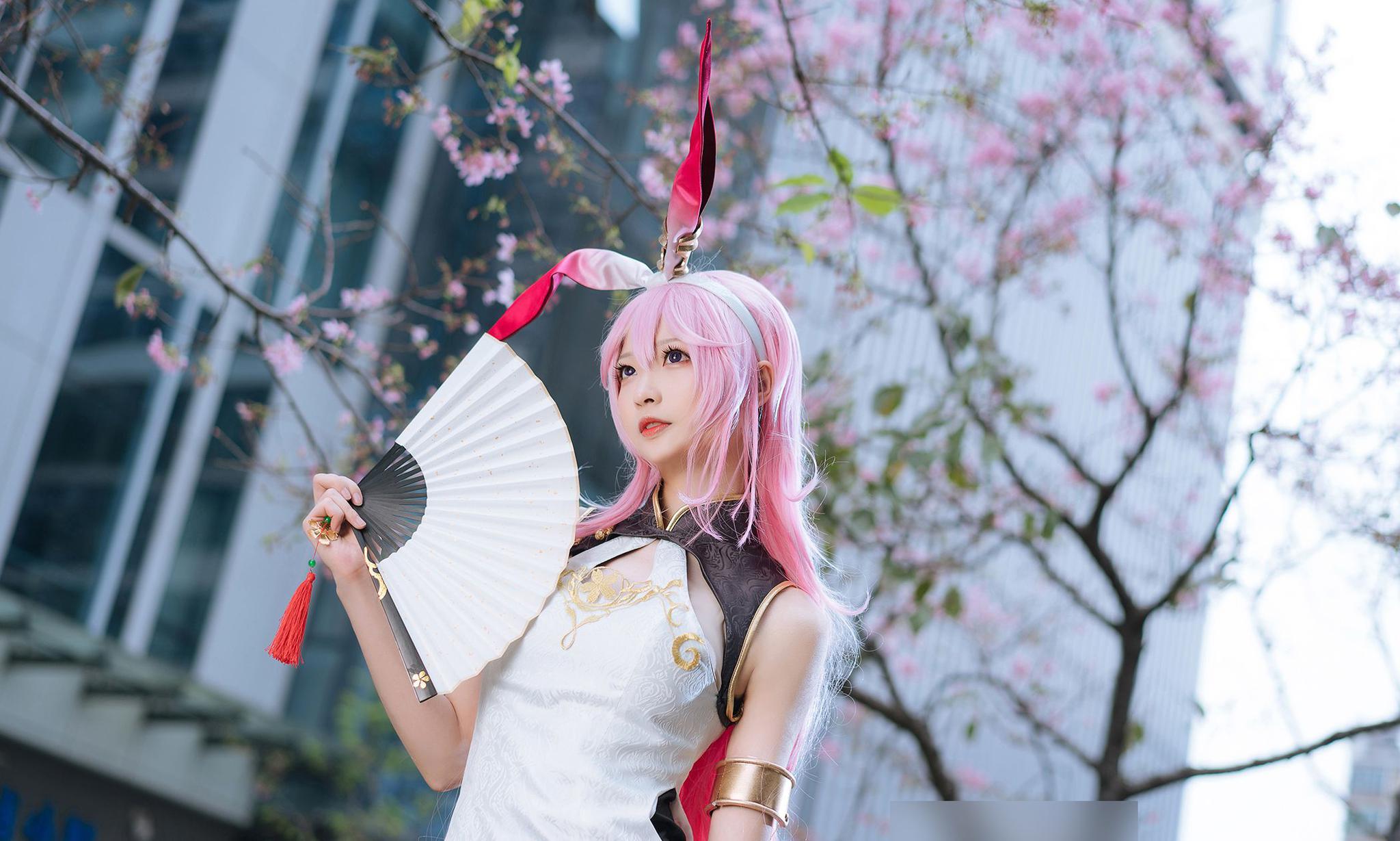 长腿妹子cos崩坏学园旗袍装八重樱真是颜值相当高的作品