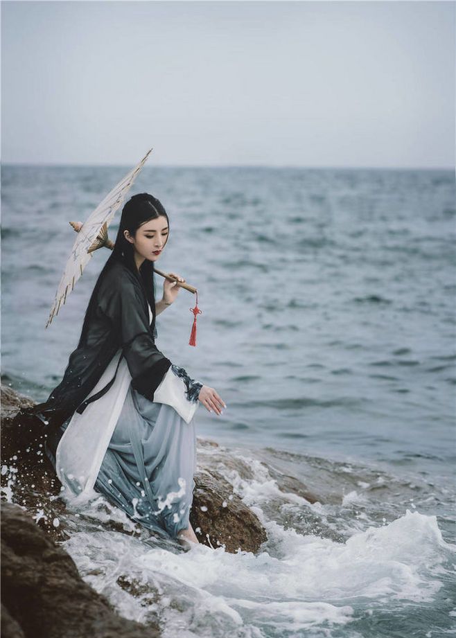 长裙连理带,广袖合欢襦|汉服之美|汉服|袍服|宽袍_新浪新闻