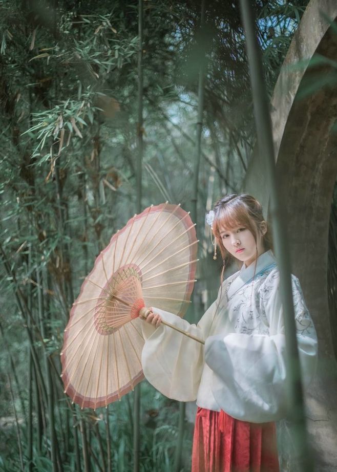 长裙连理带,广袖合欢襦|汉服之美|汉服|袍服|宽袍_新浪新闻