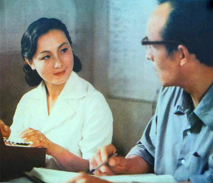 1980年代女影星程晓英，罕见剧照老照片，因电影《樱》而出名