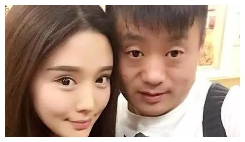 宋晓峰身后也有个默默付出的女人叫杨晓茹.