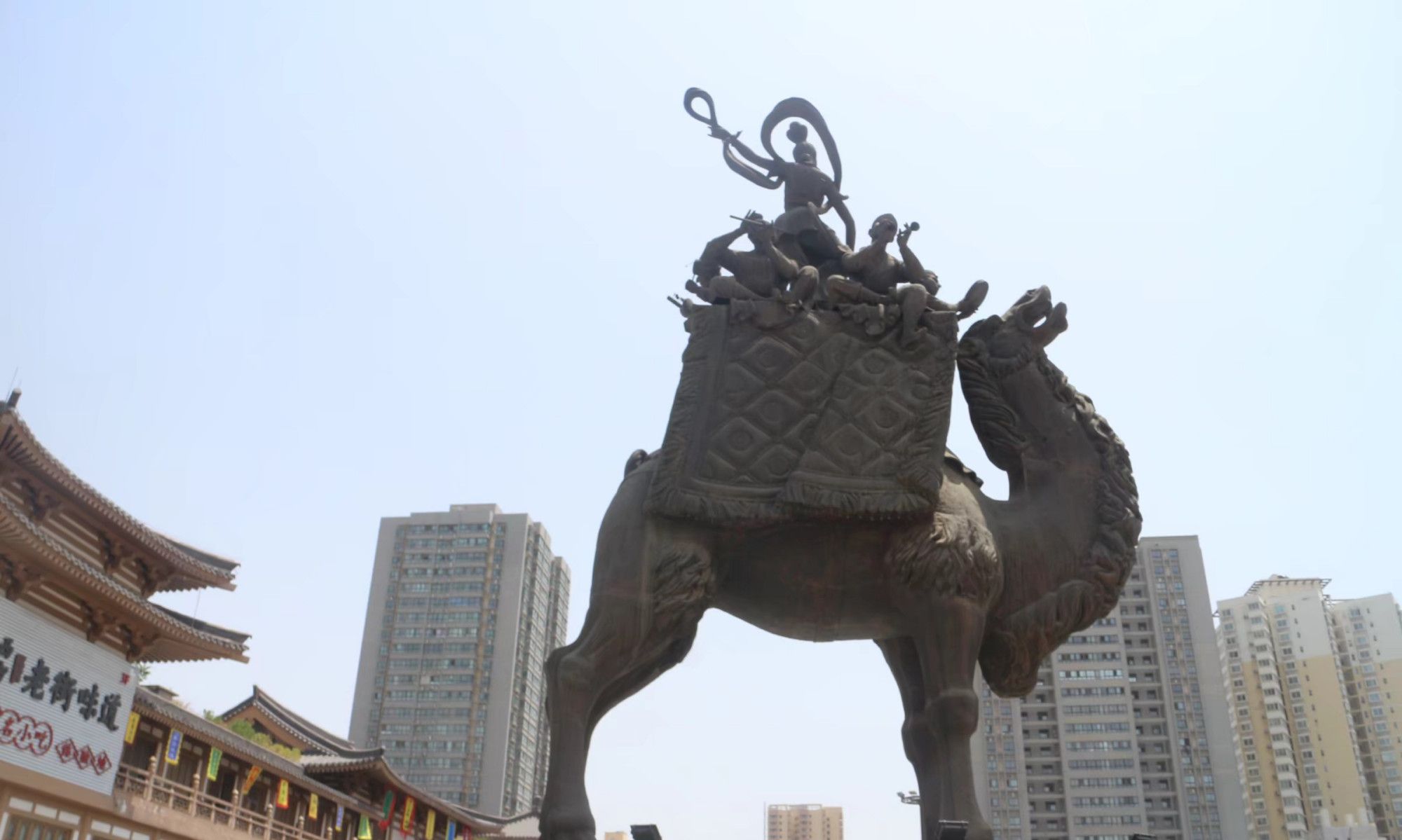 西安的大唐西市是丝路风情和旅游文化的结合体,大家去欣赏过吗?