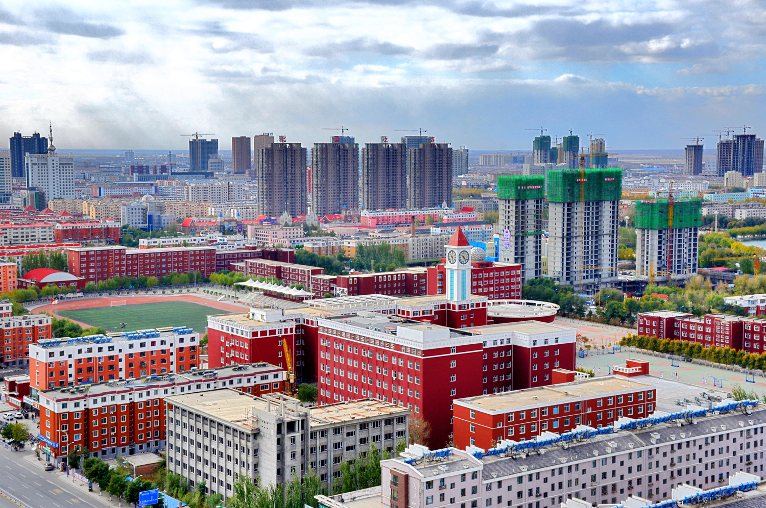 俯瞰通辽市建国路沿线通辽第五中学-大美通辽十一,原创摄影|通辽|第五中学|建国路_新浪新闻
