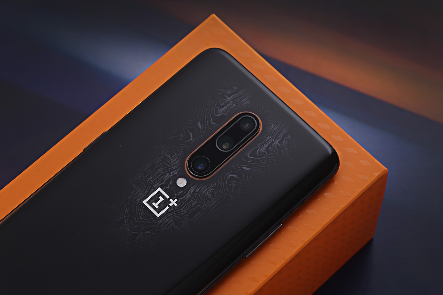 一加7t pro迈凯伦版图赏:握在手中的"速度与激情"|速度与激情|迈凯伦