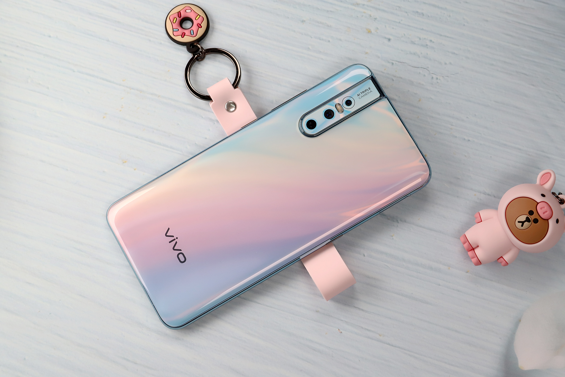 零界全面屏 3200万像素升降自拍 vivo s1 pro仲夏梦图赏__财经头条