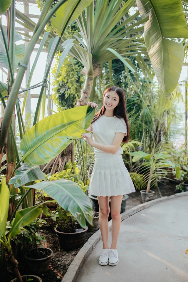 美图分享:清纯女孩,植物园游玩自拍照2