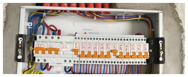 小三房准备要开工啦!先看看布线图吧