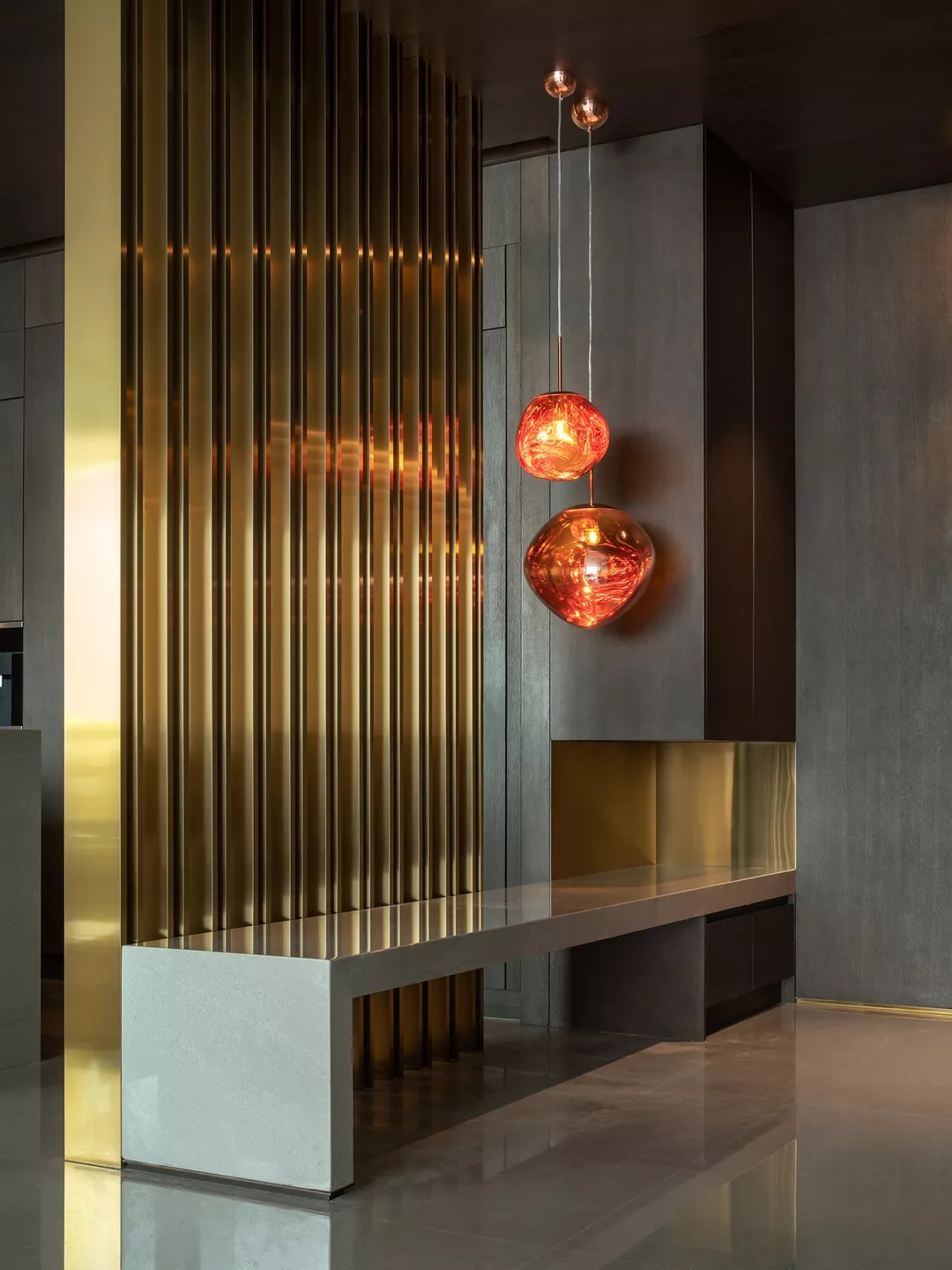 装修公司案例｜极简风设计师操刀的高端豪宅，奢华外表展优雅内涵