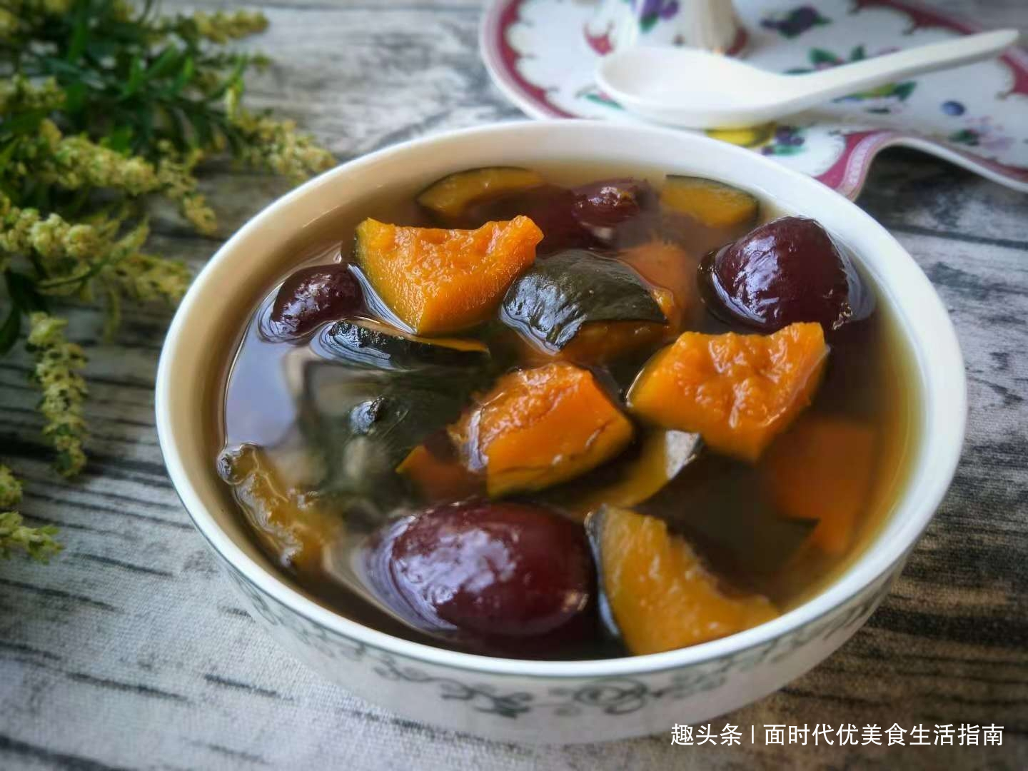 女人常喝这汤,30岁宛若少女,暖宫驱寒治痛经,喝一次?