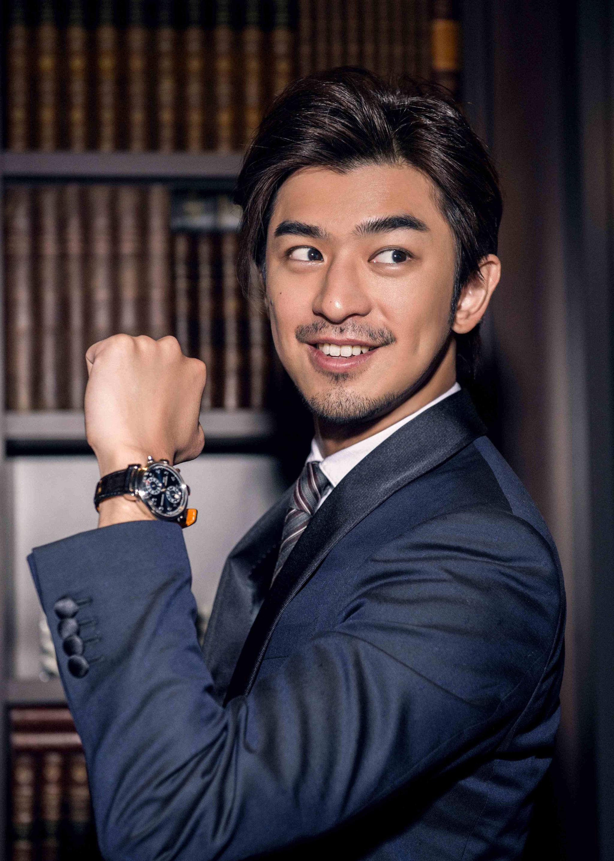 拥有迷人的酒窝,帅气阳光的男星有哪些,你知道几个呢