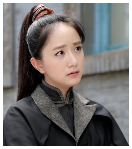 她是暗黑者的女法医,也是黄轩唯一承认的女友,如今没有痣成路人|李倩