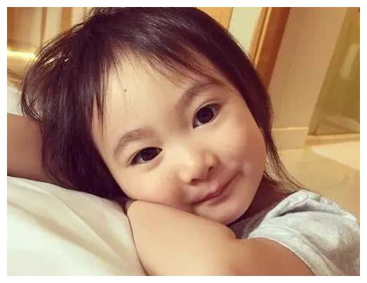 微博 04 查看更多 a 微关系 他的关注(2) 2020加油努力过好每一天