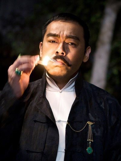 娱乐圈里抽烟姿势很帅气的明星,图5"秒杀"周润发和王宝强!