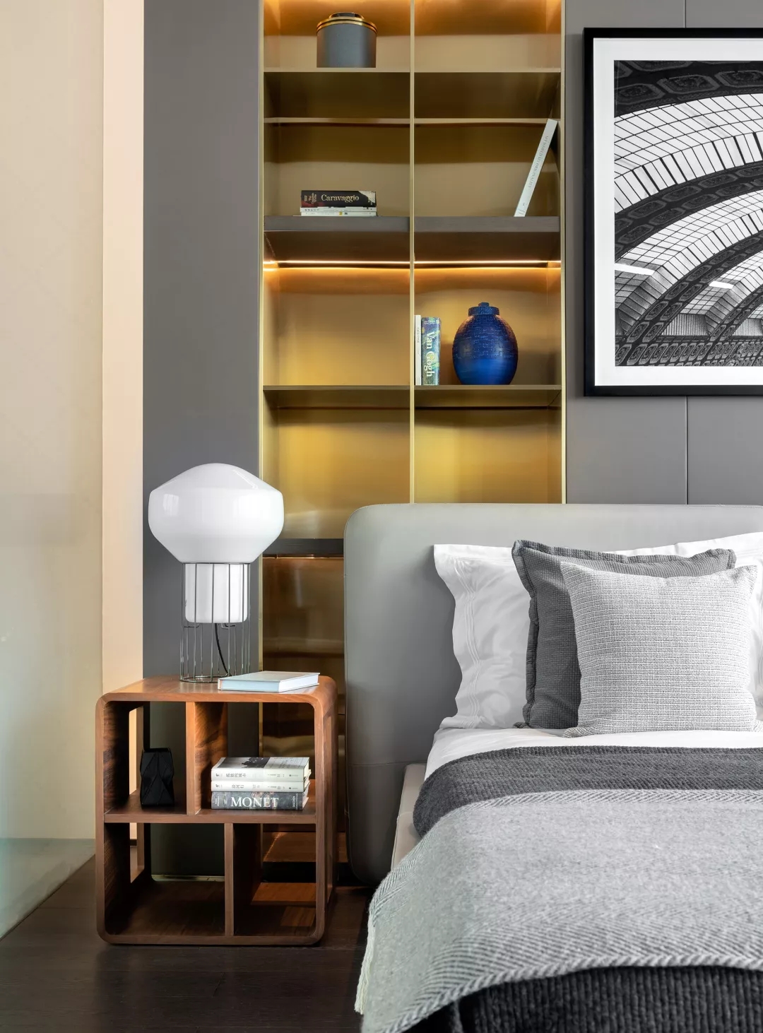 装修公司案例｜极简风设计师操刀的高端豪宅，奢华外表展优雅内涵