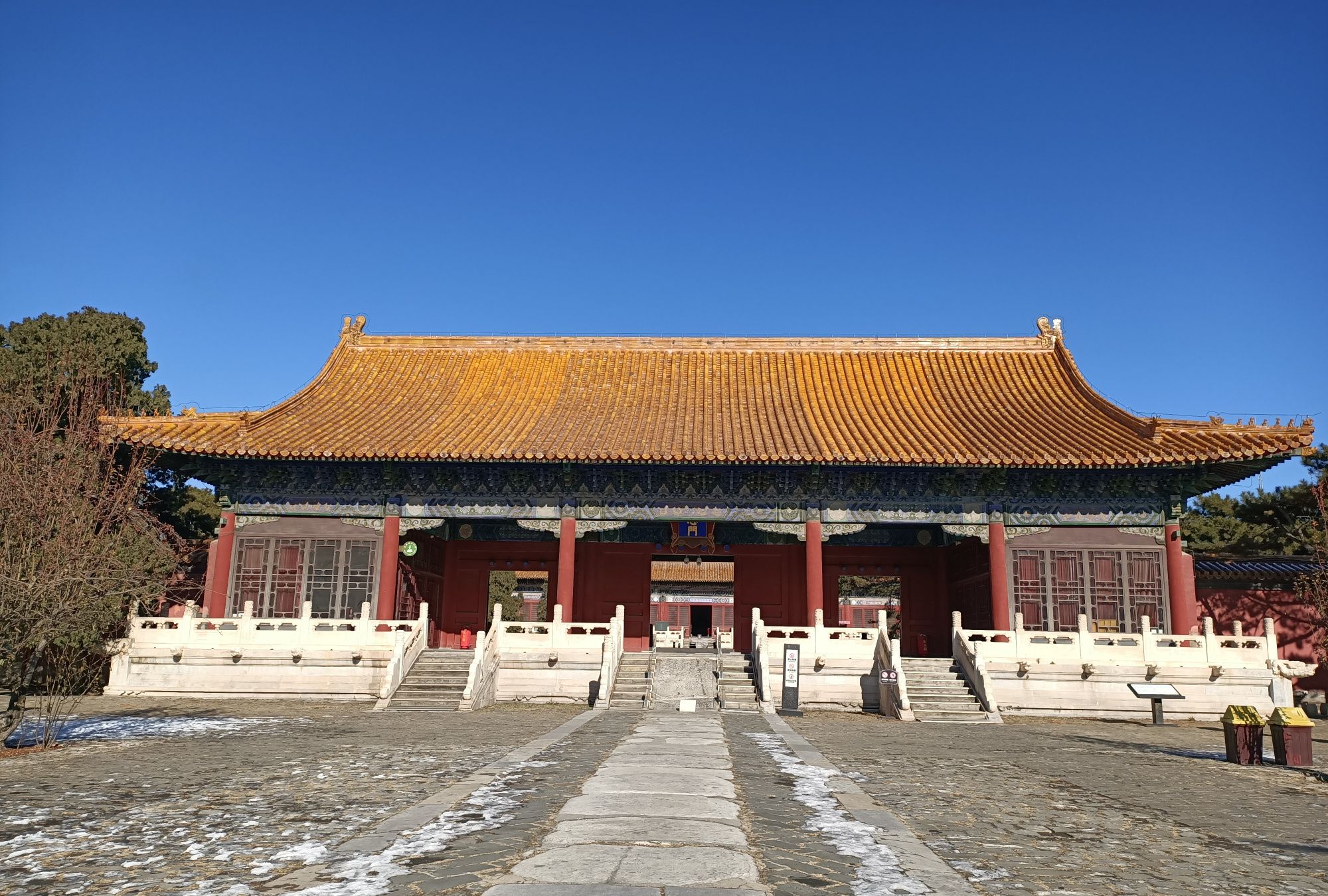 十三陵长陵有一样物品,不能用钱来衡量,世界上奢侈的陵门殿