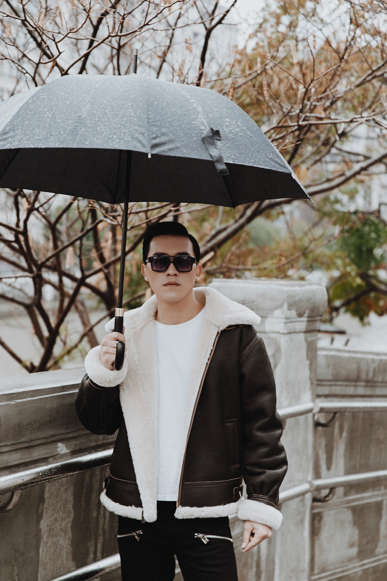 宋大皮鞋重返上海滩孙信宏新写真气场强