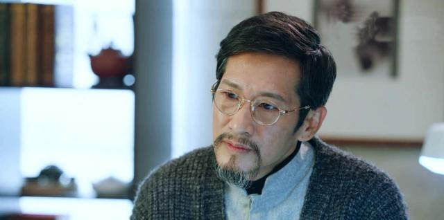 《推手》同样初见柳青阳,王劲松与王鸥一比较就有了伤害