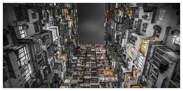 国内高楼密度“最大”的都市，上海都排在其后，被誉为购物天堂