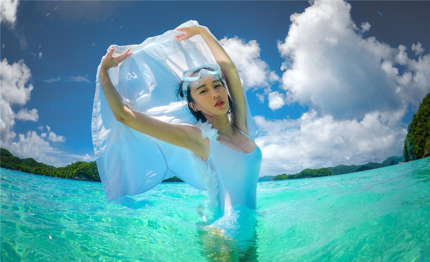 中国瑜伽女神母其弥雅这身材好到可以去炸街了