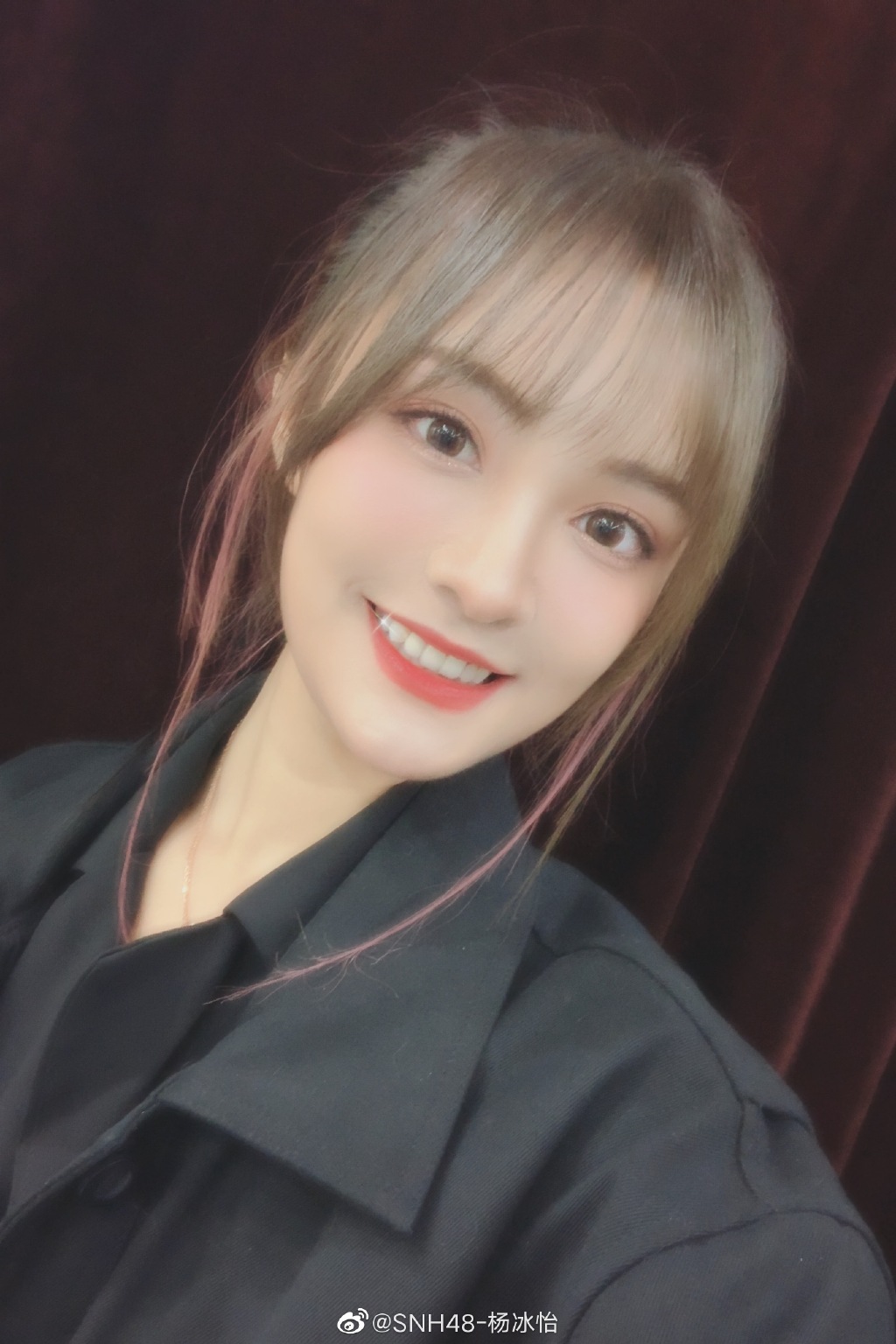 偶像美少女SNH48-杨冰怡迷人写真美照欣赏
