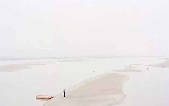 张克纯作品点评，既要走向现实，也要走向自己的内心|张克纯|摄影师|拍摄|内心|阴天_新浪新闻