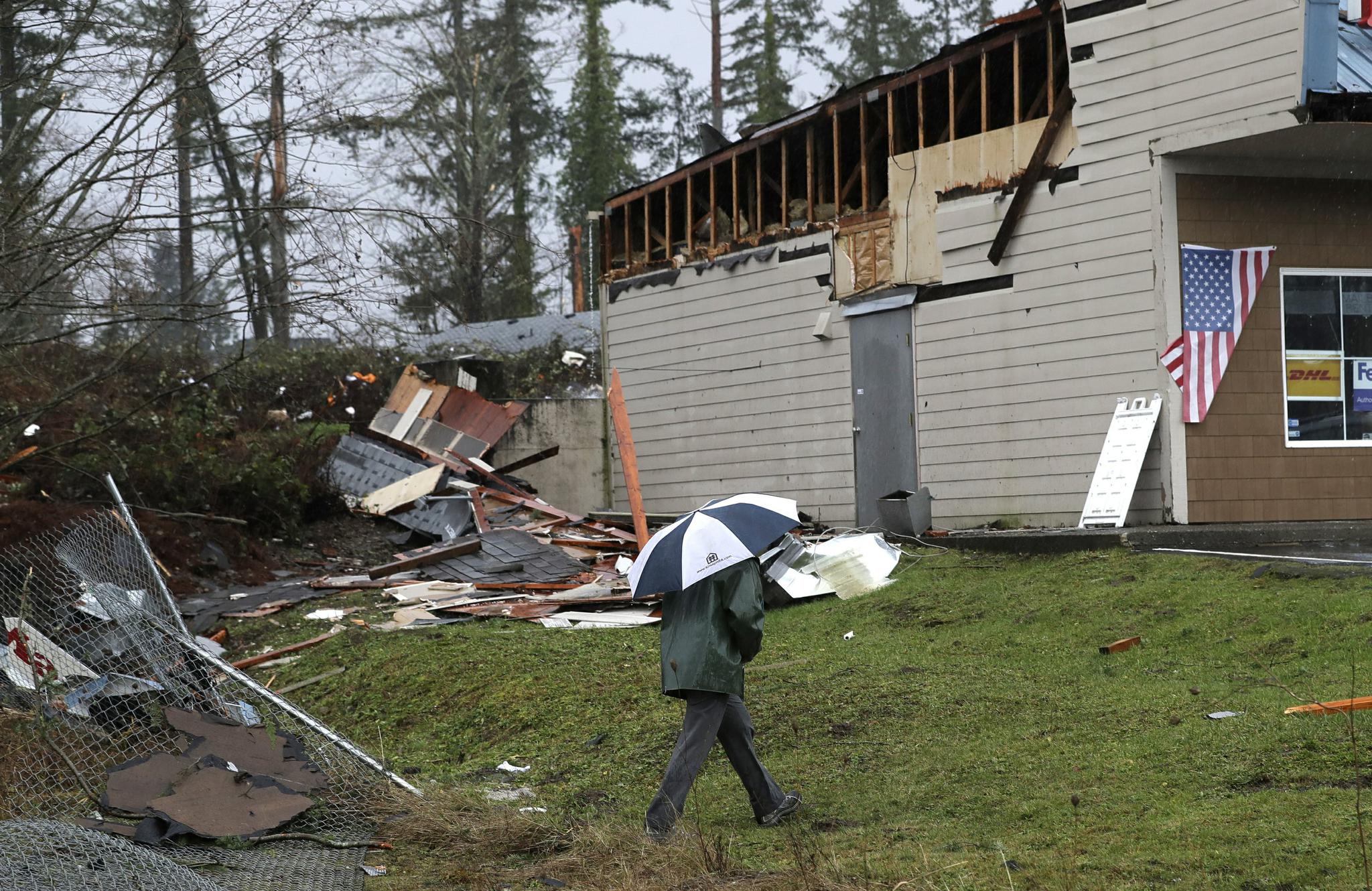 罕见龙卷风袭击美国华盛顿 为1986年以来最强破坏力