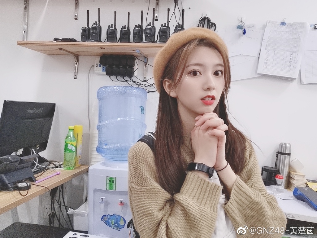 偶像美少女gnz48-黄楚茵迷人写真美照欣赏