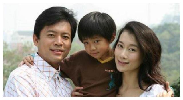 老戏骨何政军做事一本正经零绯闻原来是因为他老婆