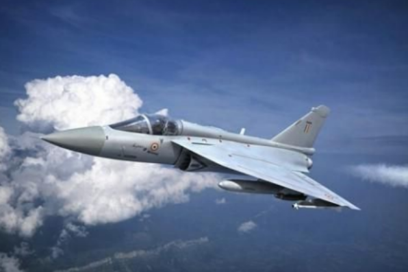 印方四代机试图抢占市场,成为枭龙劲敌,巴方:引擎拖了后腿|印度|战机