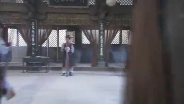 包大人明察秋毫，将妇人官卖为娼男子凌迟处死，村民们拍手叫好！_新浪新闻