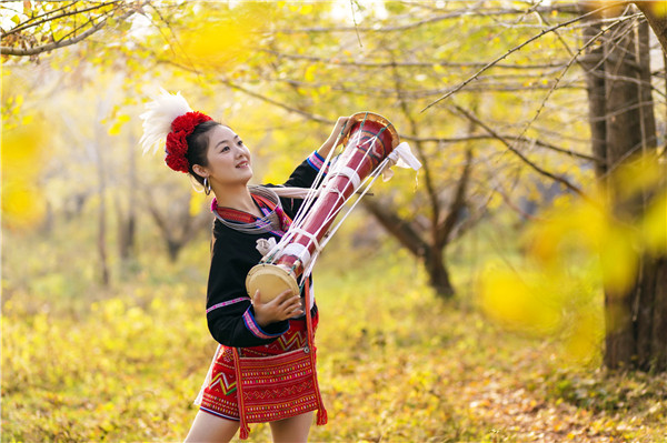 广东连山壮家村姑做摄影模特月入2万元,让外出打工的人羡慕不已