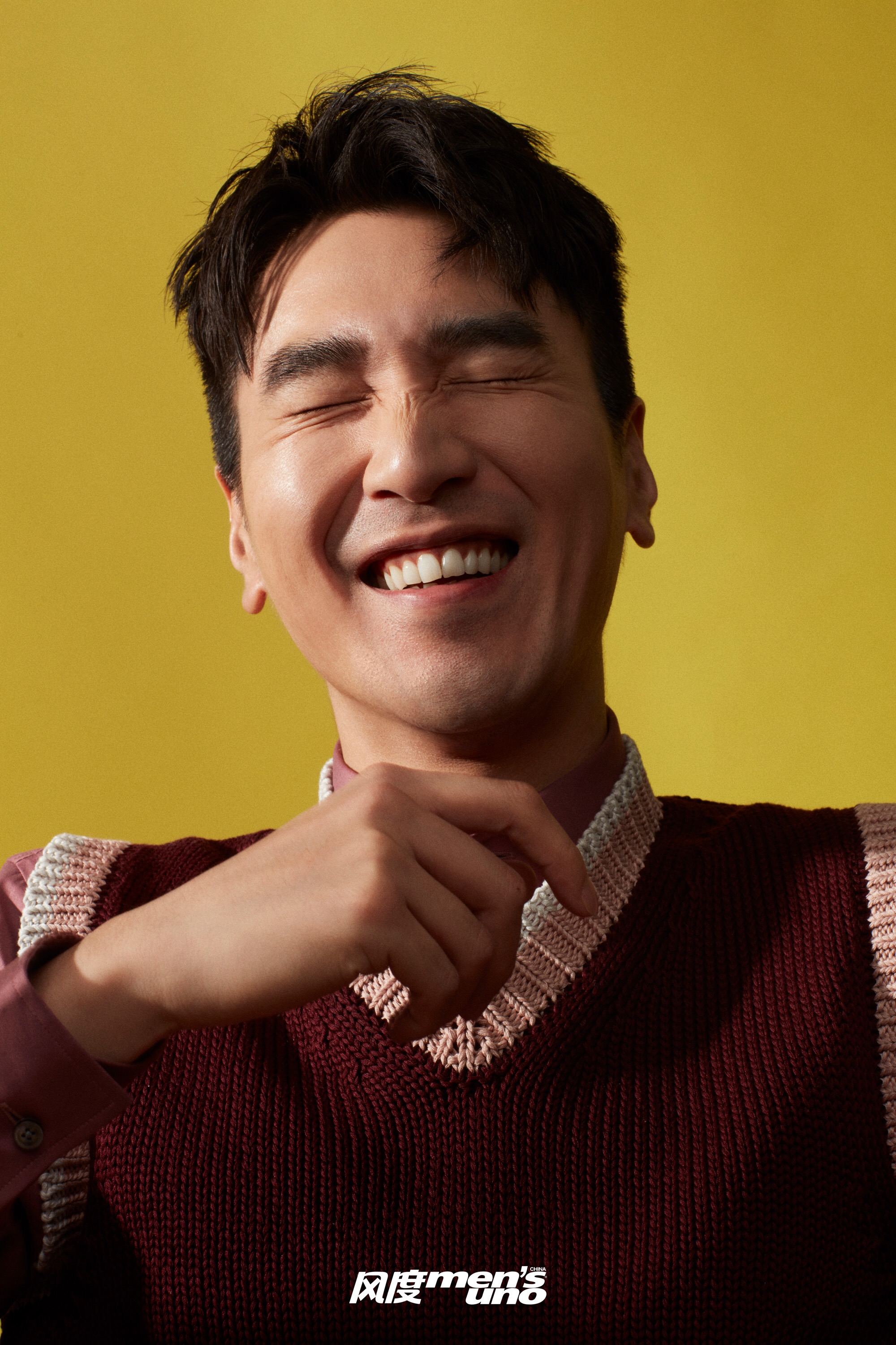 赵又廷解锁杂志三封面 十年沉淀尽显从容沉稳