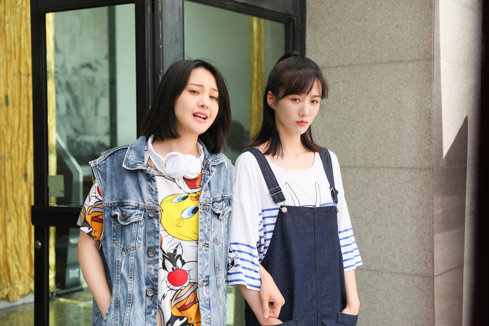 郑爽徐悦《青春斗》饰同窗闺蜜 向真助攻丁兰极速恋爱