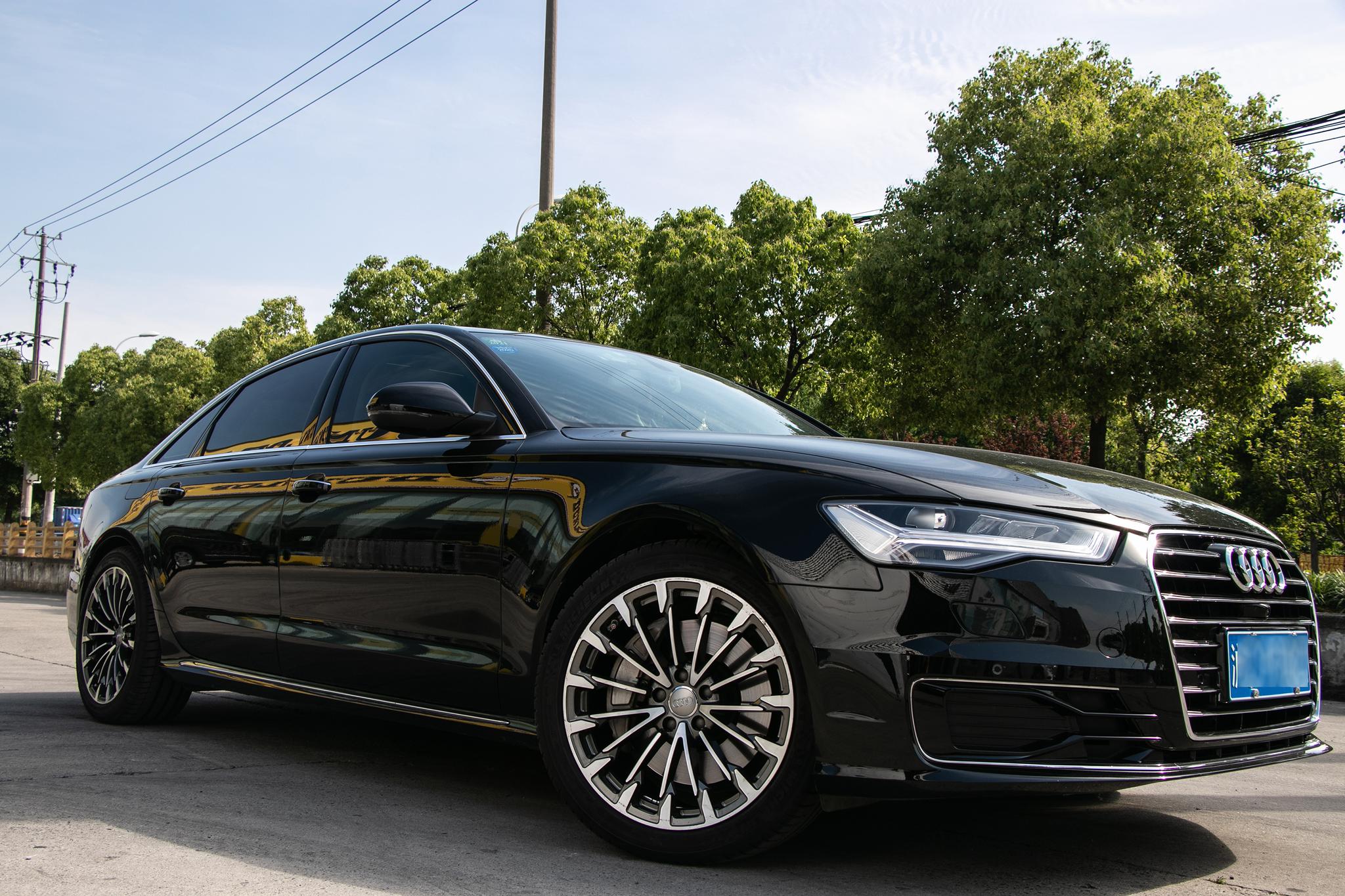 奥迪a6原车17寸铸造轮毂升级改装19寸锻造轮毂