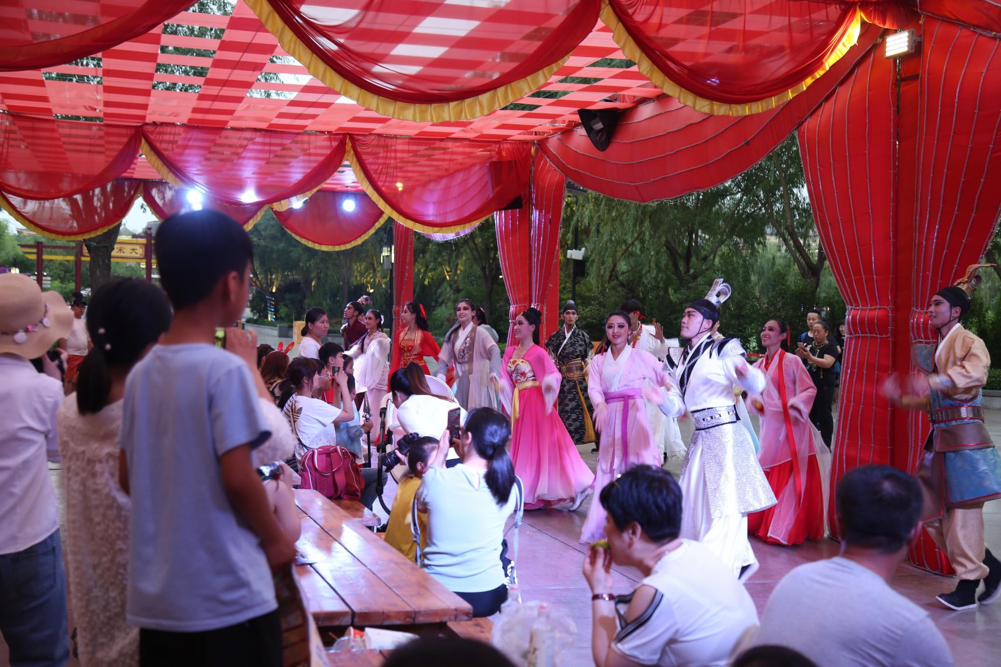 穿越了济南古装游园会现小戏骨许士林救母被围观