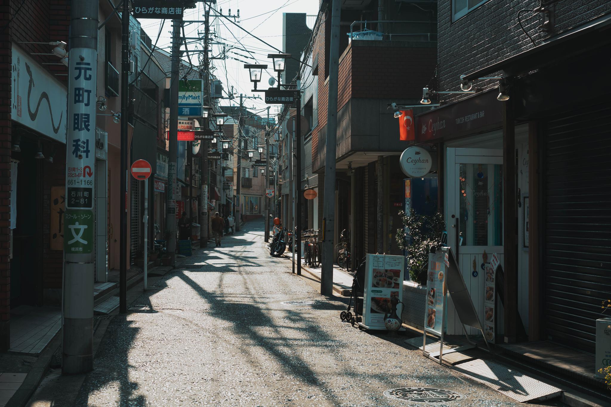日本旅行 | 步履不停 蓝色灯光的横滨|人生|时光|私信|印象|摄影师_新浪新闻