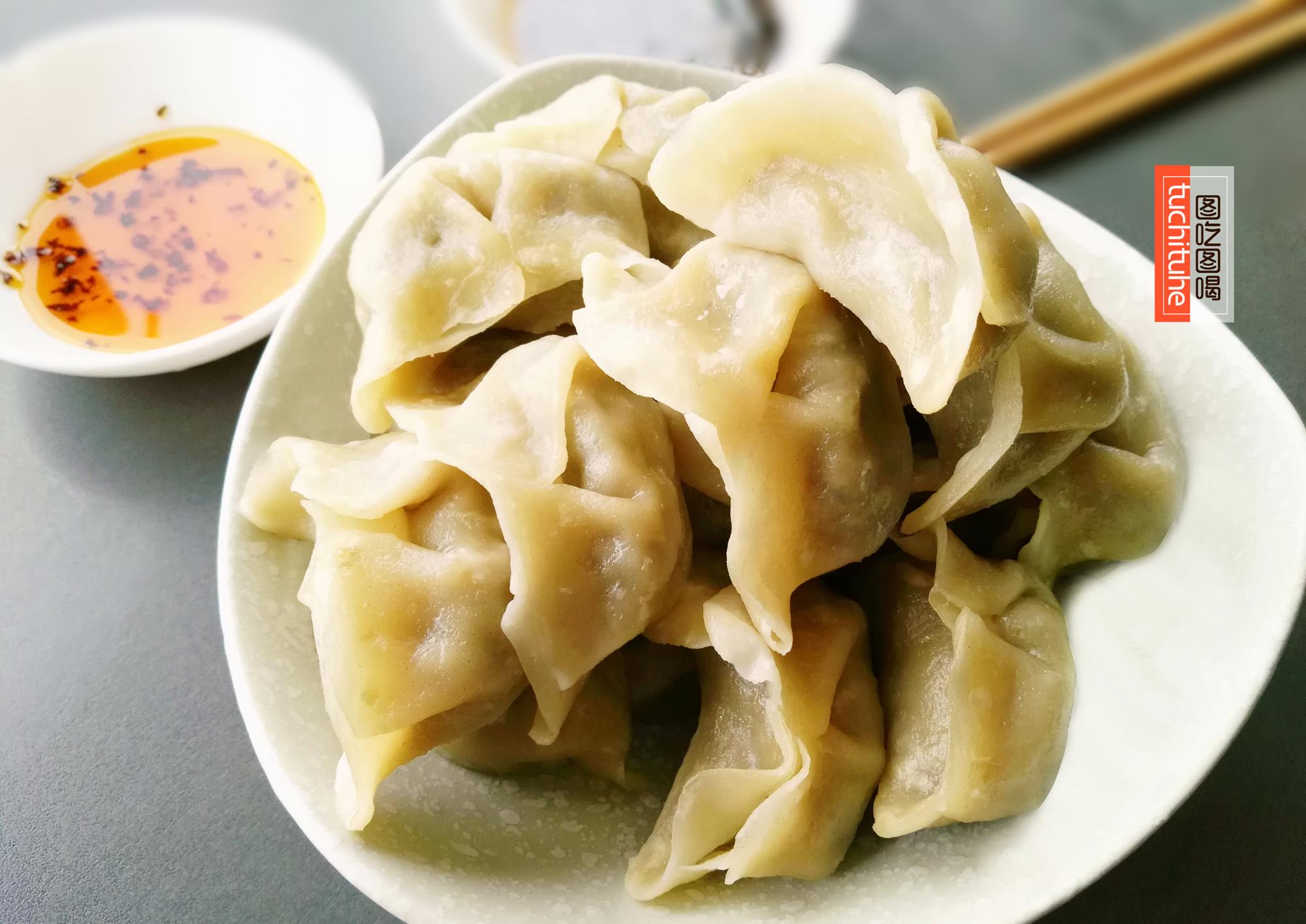 蒸饺,烫面蒸饺两屉,味道鲜美,好吃又解馋
