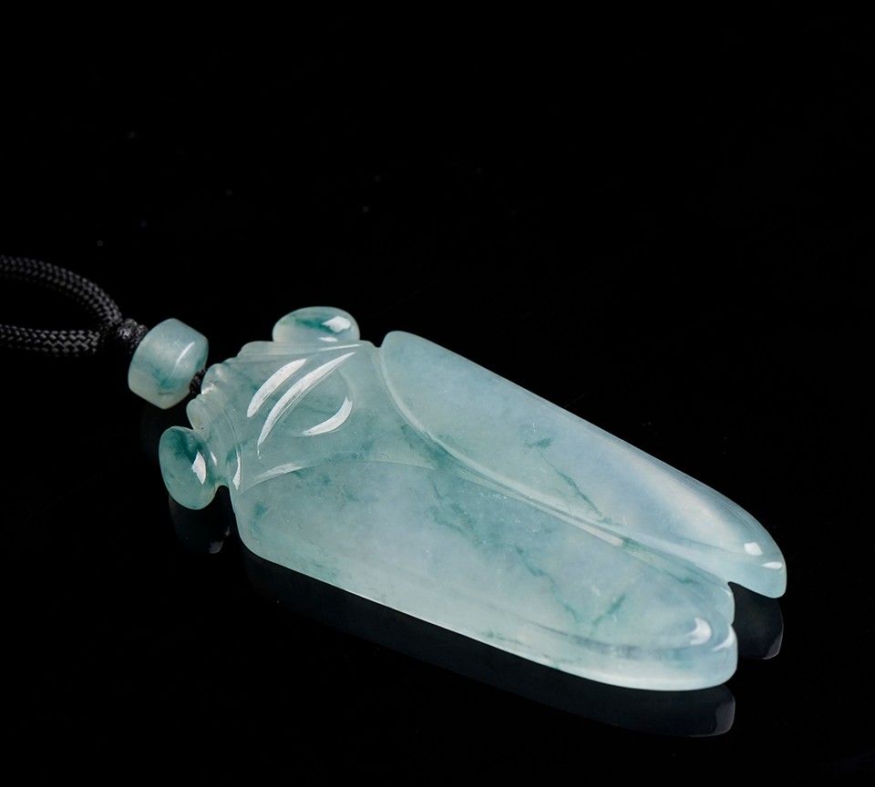 冰种翡翠雕玉蝉,古朴素雅寓意十足