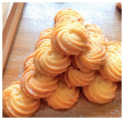 香酥曲奇:成品美观诱人,口感香酥入口,让人回味无穷