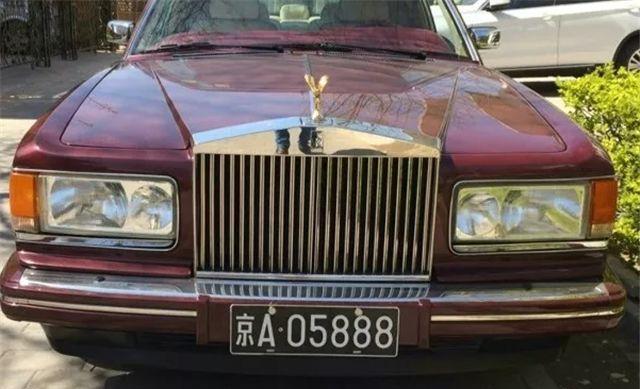 新中国成立后的第一辆豪车，李春平买了！售价千万，增值一个亿