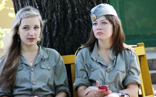 乌克兰和俄罗斯都以盛产美女闻名,为何很多人却更偏向乌克兰美女