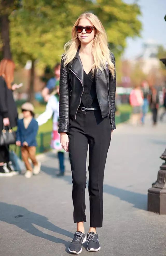 短裤裤英伦鞋2019最火穿搭