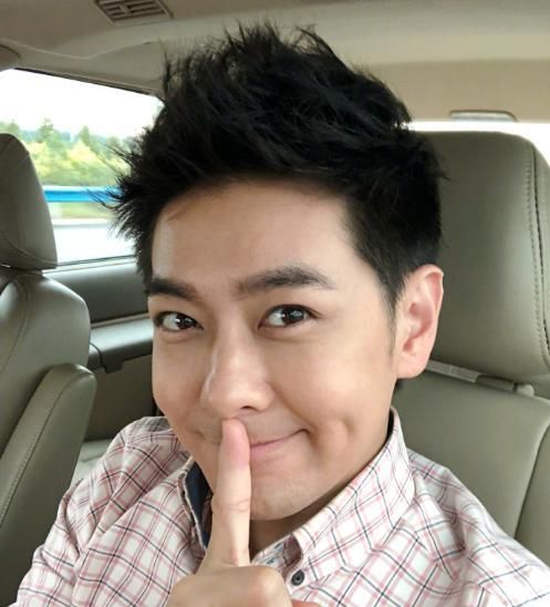 拥有迷人的酒窝,帅气阳光的男星有哪些,你知道几个呢|酒窝|小酒窝