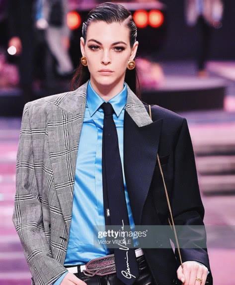 姬圈扛把子这位意大利双性恋超模再次用总攻气场惊艳世人