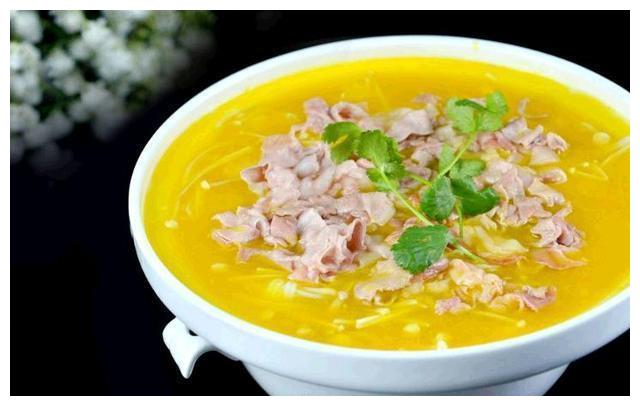 金汤羊肉的做法,气温逐渐降低,正是吃羊肉的好时候既暖身又强身慢慢