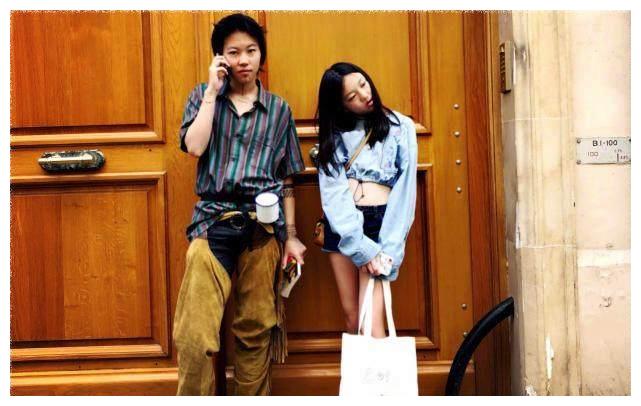 李嫣近照曝光!和窦靖童复制粘贴!等于李亚鹏2.0!