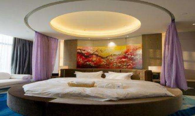 情侣酒店为何偏爱用圆床不只是浪漫好看原来都是套路