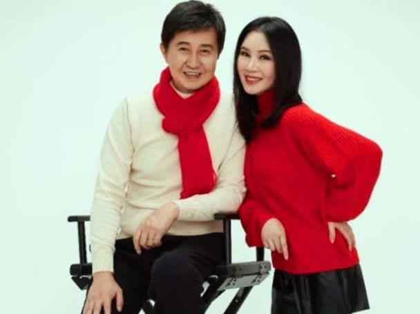 遭韦唯抛弃的付笛声今老婆老到认不出儿子成总裁住着上亿豪房